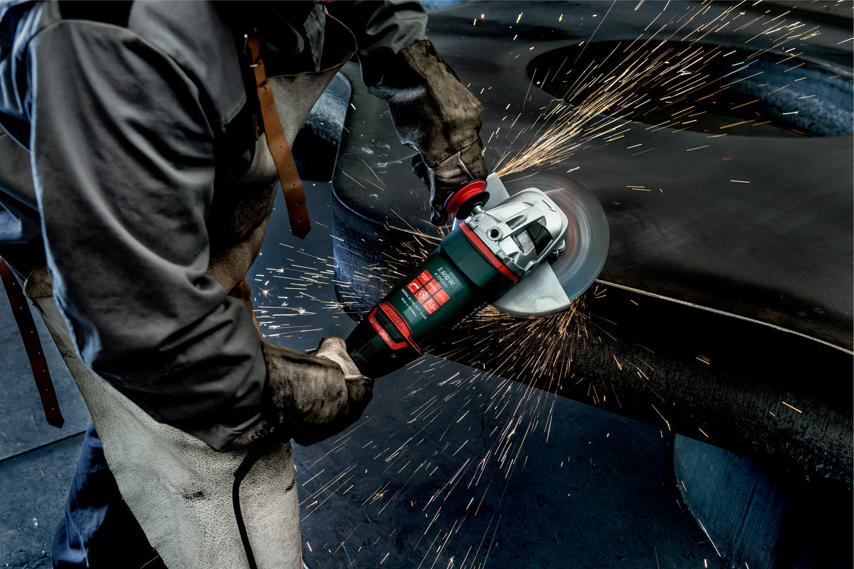 WEPBA 24-230 MVT Quick (606481000) Angle grinder | Metabo Power Tools
